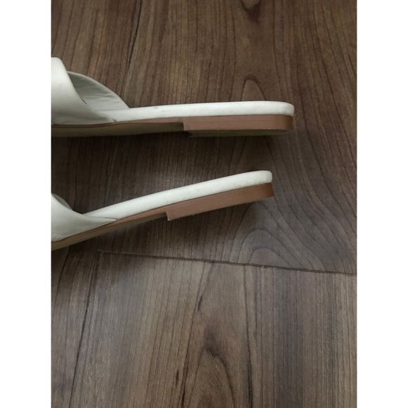 Zara- Cream Leather Flat Sandal - Picture 3 of 4